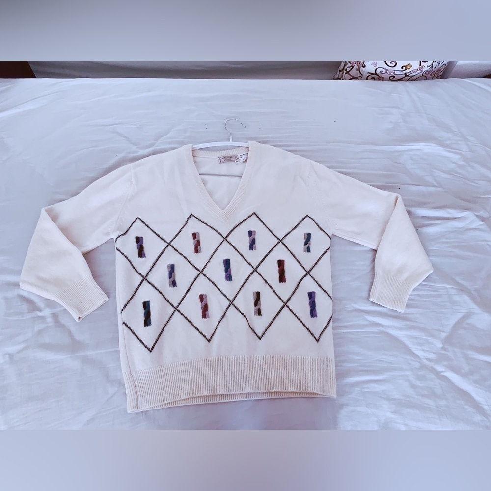 VTG Alexander Julian Sweater women M white 100% cashmere Crew‎ Neck Long Sleeve